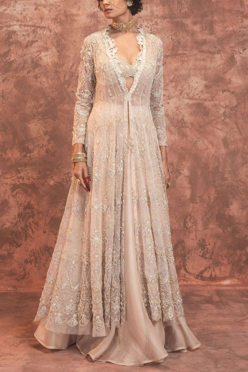 Ridhima Bhasin: Buy Designer Dresses, Lehenga, Anarkali Suits, Sarees,  Ethnic Online | Aashniandco.com